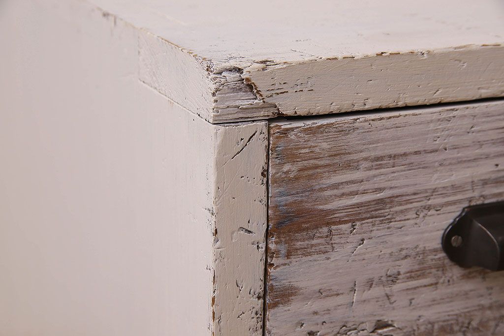 アンティーク家具　アンティークペイント　ネームプレート付き!シャビーなペイントがお洒落なローボード(ローチェスト)