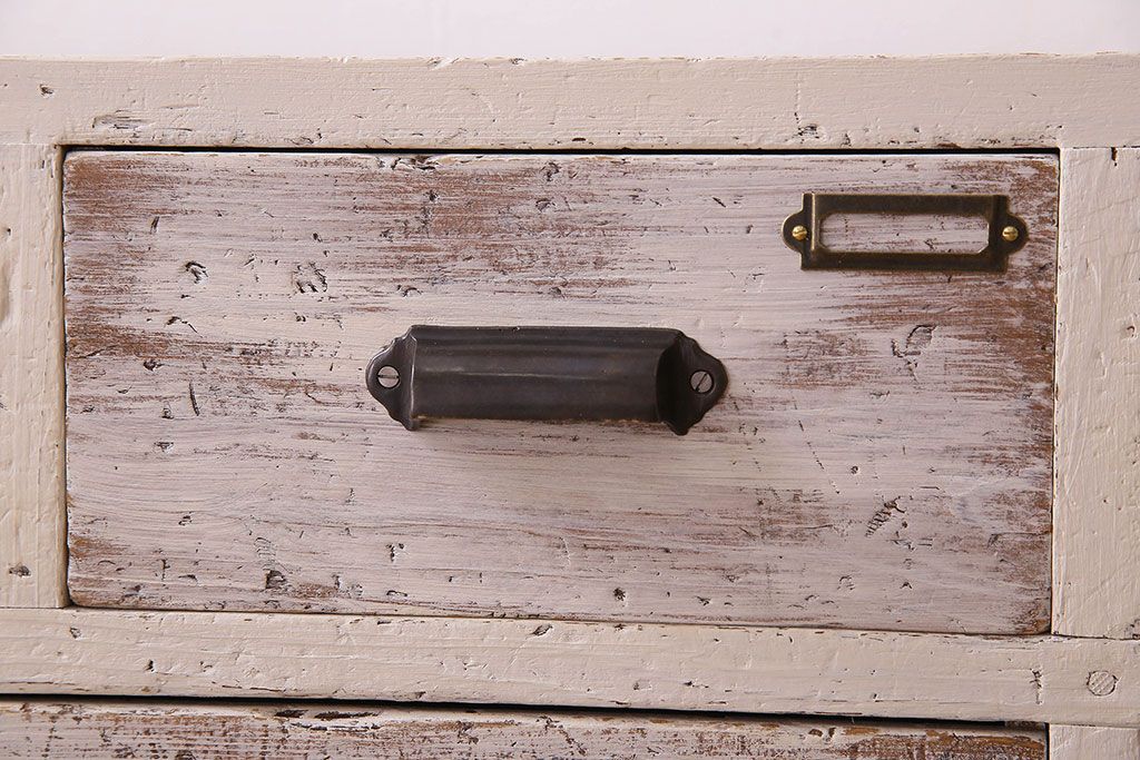 アンティーク家具　アンティークペイント　ネームプレート付き!シャビーなペイントがお洒落なローボード(ローチェスト)