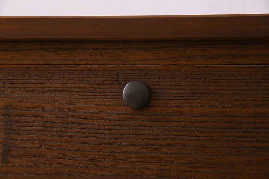 レトロ家具　昭和レトロ　ヒノキ材製天板　シンプルさが魅力の鉄脚ローボード(ローチェスト)(1)