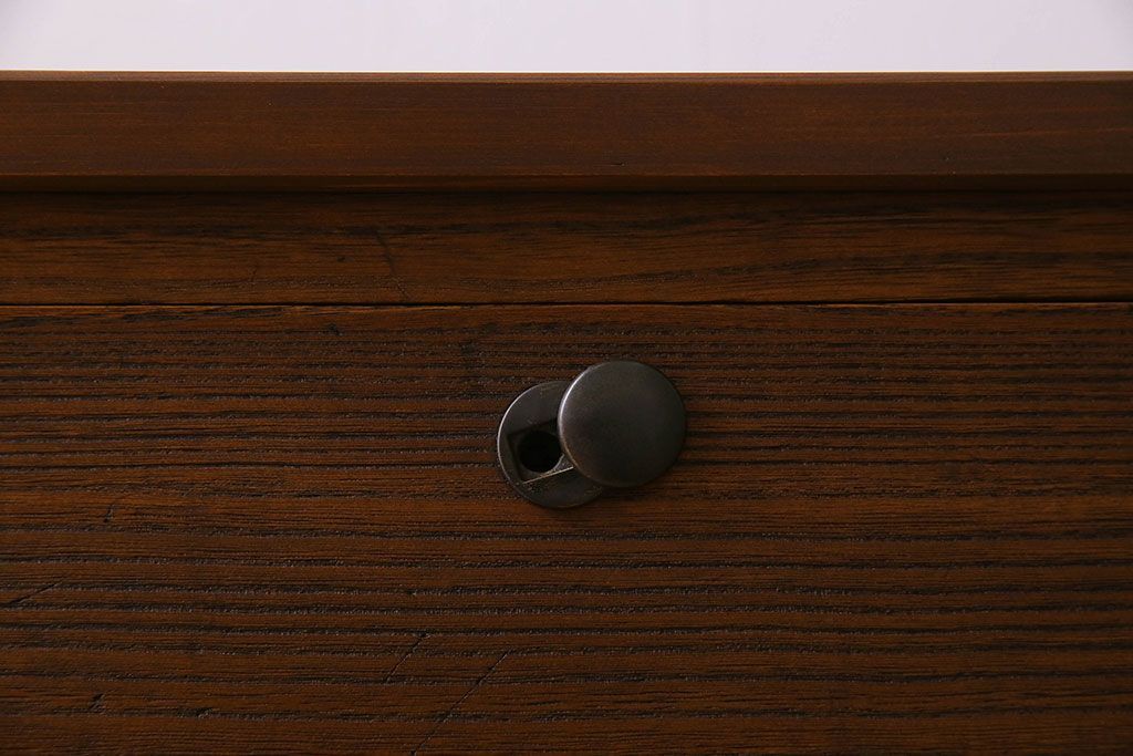 レトロ家具　昭和レトロ　ヒノキ材製天板　シンプルさが魅力の鉄脚ローボード(ローチェスト)(1)