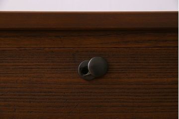 レトロ家具　昭和レトロ　ヒノキ材製天板　シンプルさが魅力の鉄脚ローボード(ローチェスト)(1)