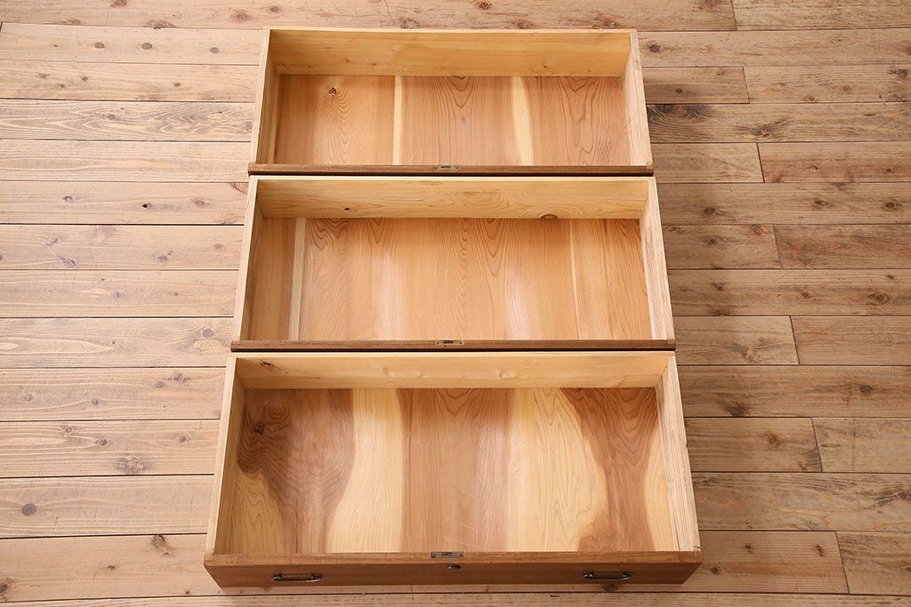 レトロ家具 昭和レトロ ヒノキ材製天板 シンプルさが魅力の鉄脚ローボード(ローチェスト)(2)