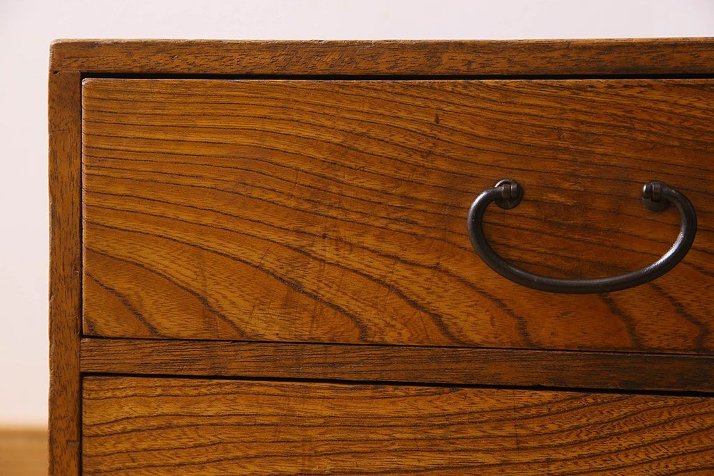 レトロ家具　昭和レトロ　大振りサイズ　古い木味が素敵な2杯小引出し