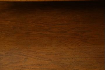 ヴィンテージ家具　イギリスビンテージ　珍しいデザインのサイドボード(収納棚、飾り棚、食器棚)