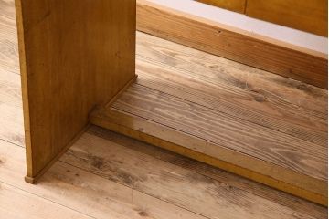 レトロ家具　昭和レトロ　古い木製のシンプルな片袖机