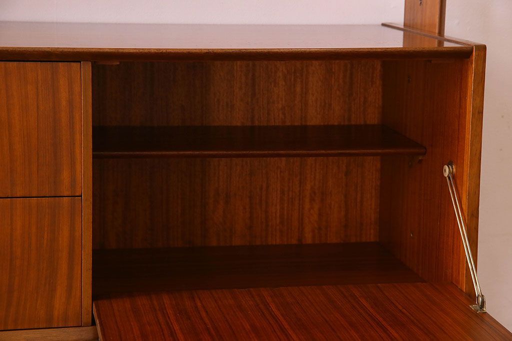 アンティーク家具　G-PLAN(ジープラン)　ルームディバイダー(収納棚・飾り棚・陳列棚)