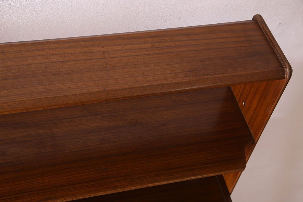 アンティーク家具　G-PLAN(ジープラン)　ルームディバイダー(収納棚・飾り棚・陳列棚)