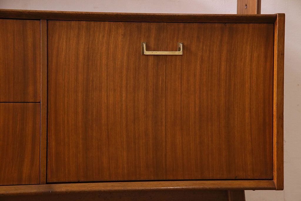 アンティーク家具　G-PLAN(ジープラン)　ルームディバイダー(収納棚・飾り棚・陳列棚)