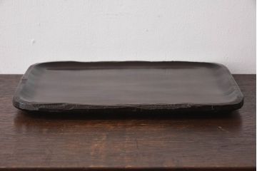 紫檀材　一枚板から刳り貫いた重厚感のあるお盆(トレー)