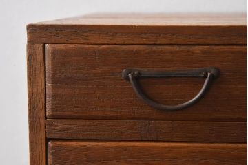 レトロ家具　昭和レトロ　総桐材　使い込まれた木味の小引き出し(裁縫箱)