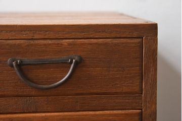 レトロ家具　昭和レトロ　総桐材　使い込まれた木味の小引き出し(裁縫箱)