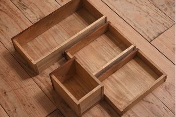 アンティーク雑貨　昭和レトロ　上品な色合いが素敵な小引き出し(裁縫箱)