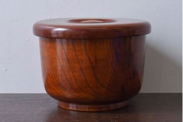 明治〜大正期　総ケヤキ材刳り貫き　漆塗りが美しい菓子入れ