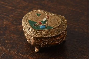 アンティーク雑貨　イギリスアンティーク　可愛らしいハート形のジュエリーケース(小物入れ、小物収納箱)