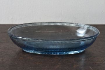 アンティーク雑貨　昭和レトロ　水色が涼しげなプレスガラス製の長皿(器)2枚セット