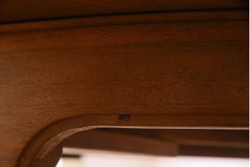 ヴィンテージ家具　北欧ビンテージ　チーク材　木のぬくもり溢れる丸型エクステンションテーブル