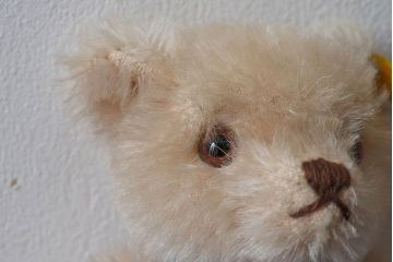 アンティーク雑貨　シュタイフ社　タグ付き!水色のリボンが可愛らしいテディベア