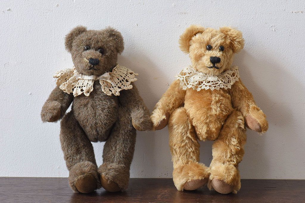 アンティーク雑貨　Susan Weber-Nagle(スーザン・ウェーバー・ネーグル)　レースがお洒落なテディベア2個セット