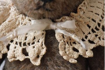 アンティーク雑貨　Susan Weber-Nagle(スーザン・ウェーバー・ネーグル)　レースがお洒落なテディベア2個セット