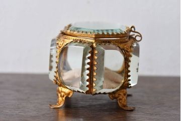 アンティーク雑貨　フランスアンティーク　面取りガラス!優美なジュエリーボックス