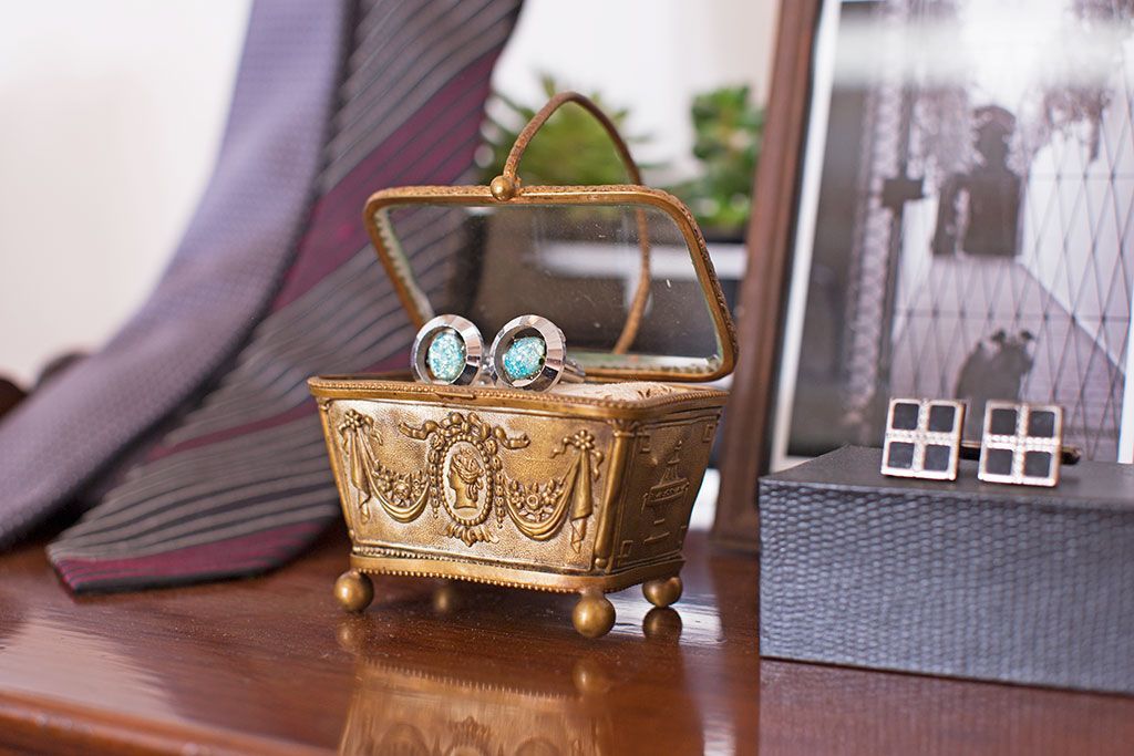 アンティーク雑貨　フランスアンティーク　装飾が美しいジュエリーケース(小物入れ)