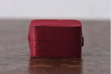 アンティーク雑貨　フランスアンティーク　上品なボルドー色のジュエリーボックス
