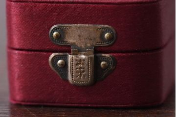 アンティーク雑貨　フランスアンティーク　上品なボルドー色のジュエリーボックス