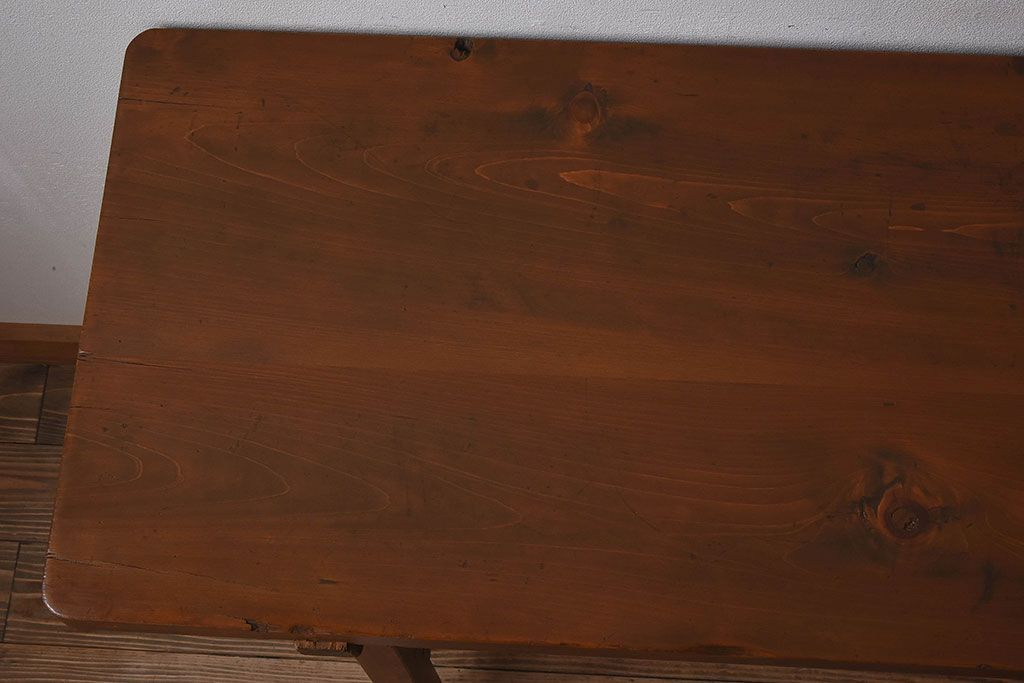 アンティーク家具　和製アンティーク　イチョウ材天板　使い込まれた質感が味わい深い作業台