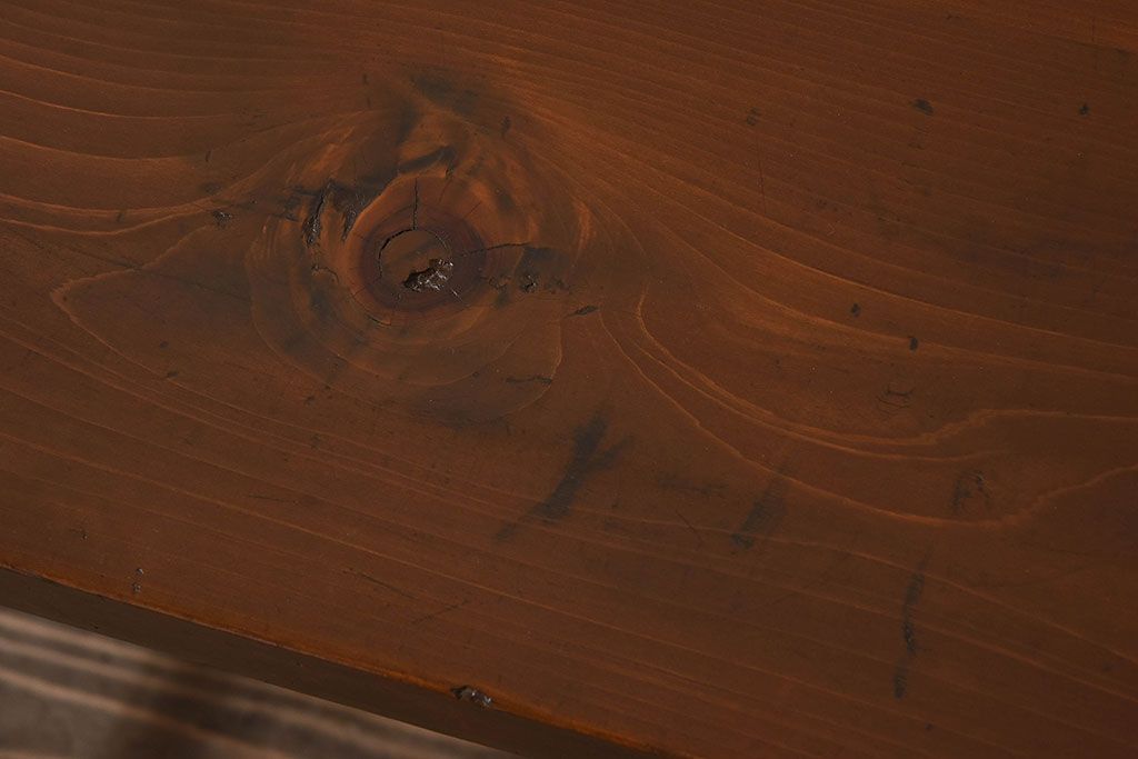 アンティーク家具　和製アンティーク　イチョウ材天板　使い込まれた質感が味わい深い作業台