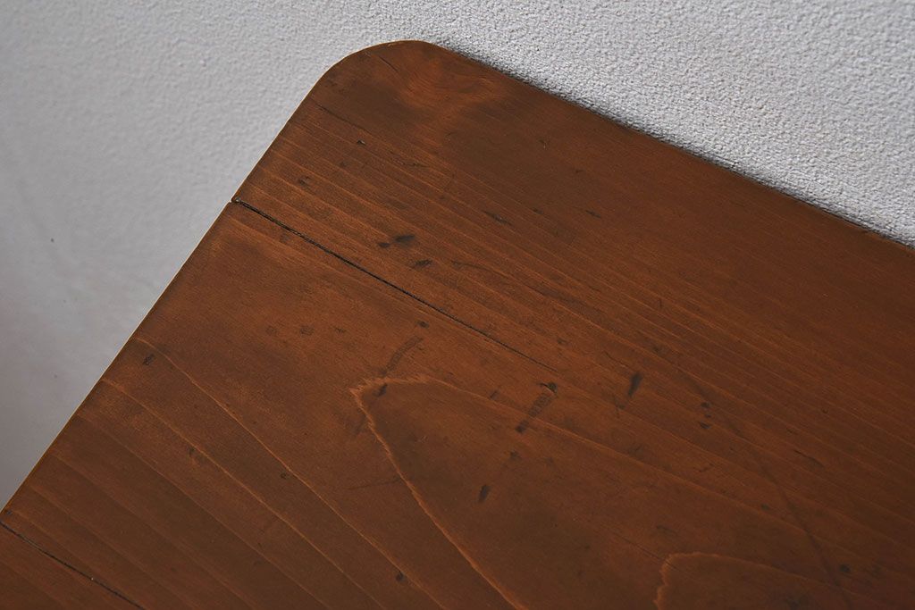 アンティーク家具　和製アンティーク　イチョウ材天板　使い込まれた質感が味わい深い作業台