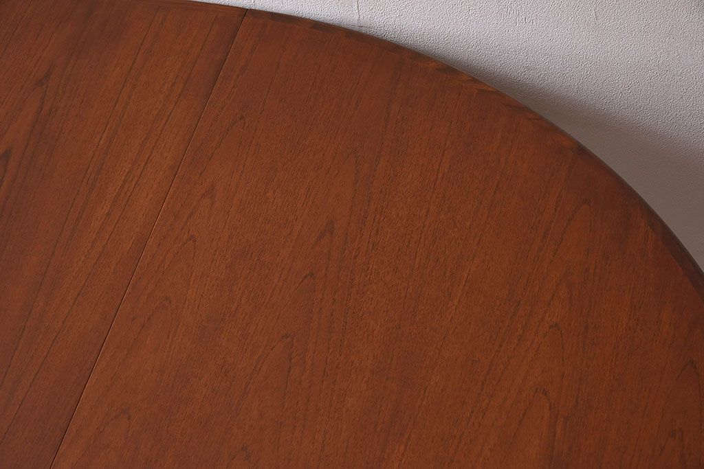 ヴィンテージ家具　北欧ビンテージスタイル　G-PLAN(ジープラン)　チーク材　エクステンションテーブル