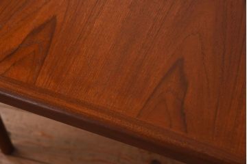 ヴィンテージ家具　北欧ビンテージスタイル　G-PLAN(ジープラン)　チーク材　エクステンションテーブル