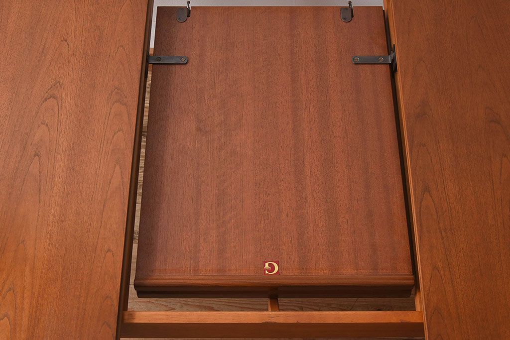 ヴィンテージ家具　北欧ビンテージスタイル　G-PLAN(ジープラン)　チーク材　エクステンションテーブル