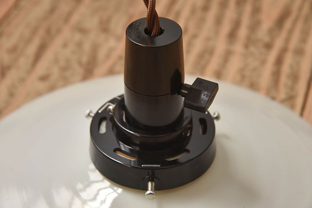 昭和レトロ　白いガラスの天井照明(電笠照明)2個セット(1)