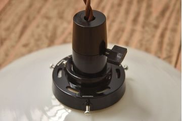 昭和レトロ　白いガラスの天井照明(電笠照明)2個セット(1)