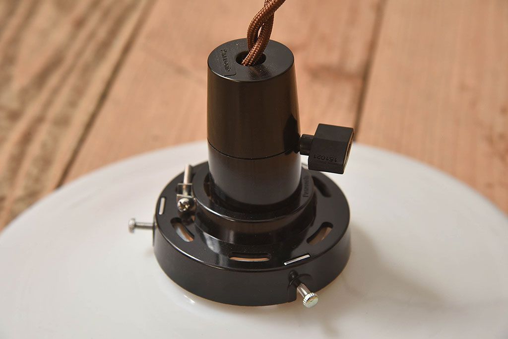 昭和レトロ　白いガラスの天井照明(電笠照明)2個セット(1)