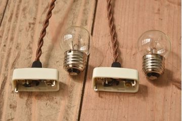 昭和レトロ　白いガラスの天井照明(電笠照明)2個セット(1)