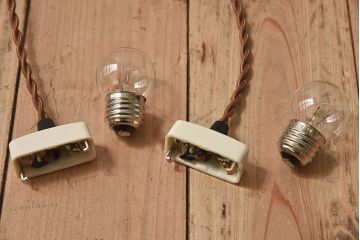 昭和レトロ　白いガラスの天井照明(電笠照明)2個セット(2)