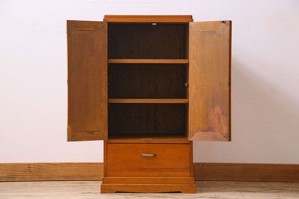 レトロ家具　昭和レトロ　古いヒノキ材の質感が味わい深い小振りな収納棚