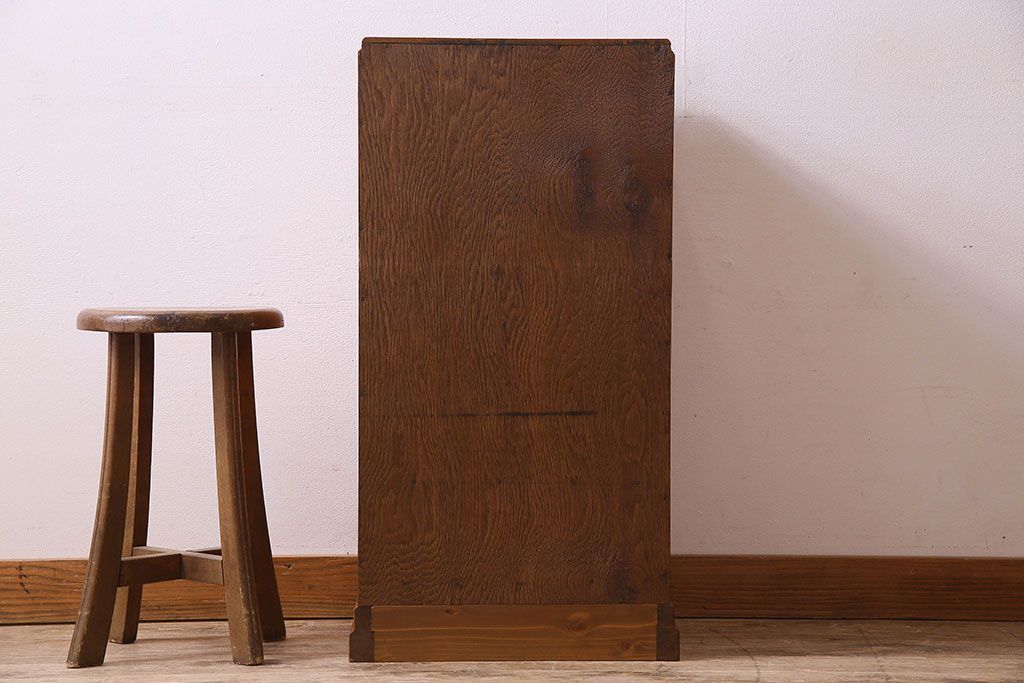 レトロ家具　昭和レトロ　古いヒノキ材の質感が味わい深い小振りな収納棚