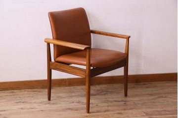 ヴィンテージ家具　CADO(France&Son)社製　フィンユール　ローズウッド材 ビンテージアームチェア