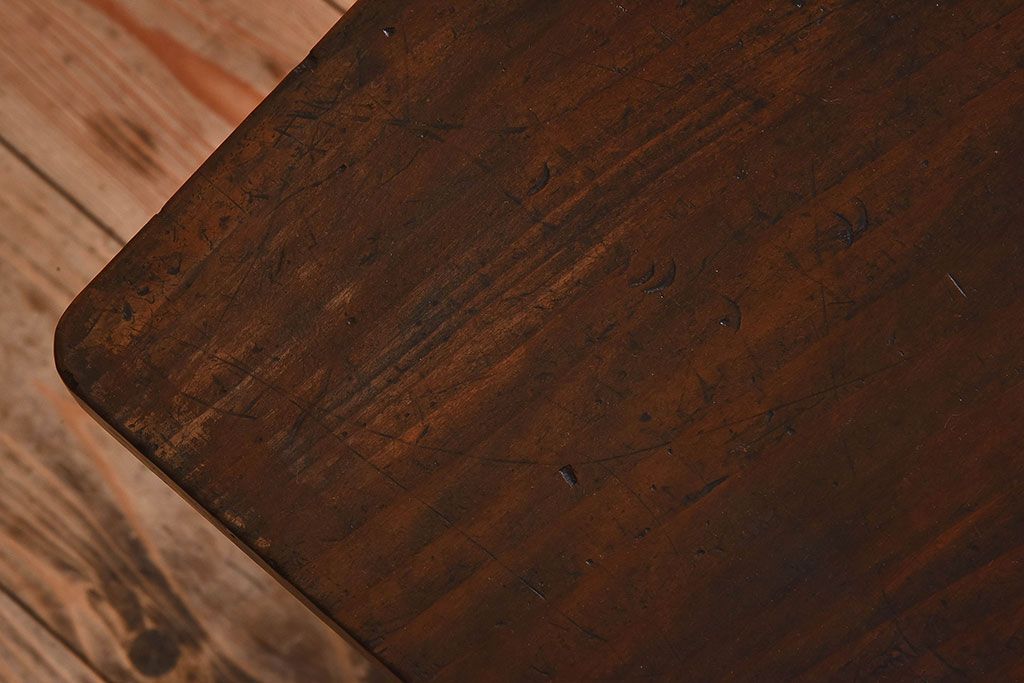 レトロ家具　昭和レトロ　天板一枚板!使い込まれた質感が味わい深い文机