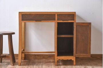 レトロ家具　昭和レトロ　栓材　木色の違いが印象的な片袖机(デスク)