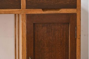 レトロ家具　昭和レトロ　栓材　木色の違いが印象的な片袖机(デスク)