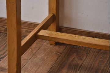 レトロ家具　昭和レトロ　栓材　木色の違いが印象的な片袖机(デスク)