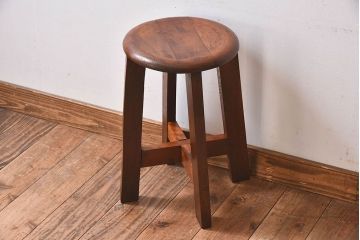 レトロ家具　昭和レトロ　落ち着きのある木の質感が味わい深い丸型スツール(椅子、チェア)(3)