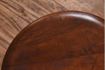 レトロ家具　昭和レトロ　落ち着きのある木の質感が味わい深い丸型スツール(椅子、チェア)(3)