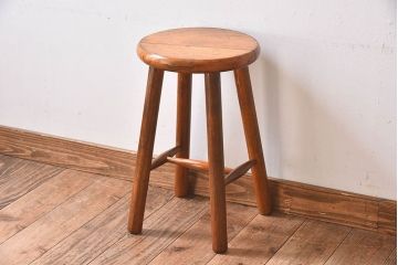 レトロ家具　昭和レトロ　パイン材　古い木の質感が味のある丸型スツール(椅子、チェア)
