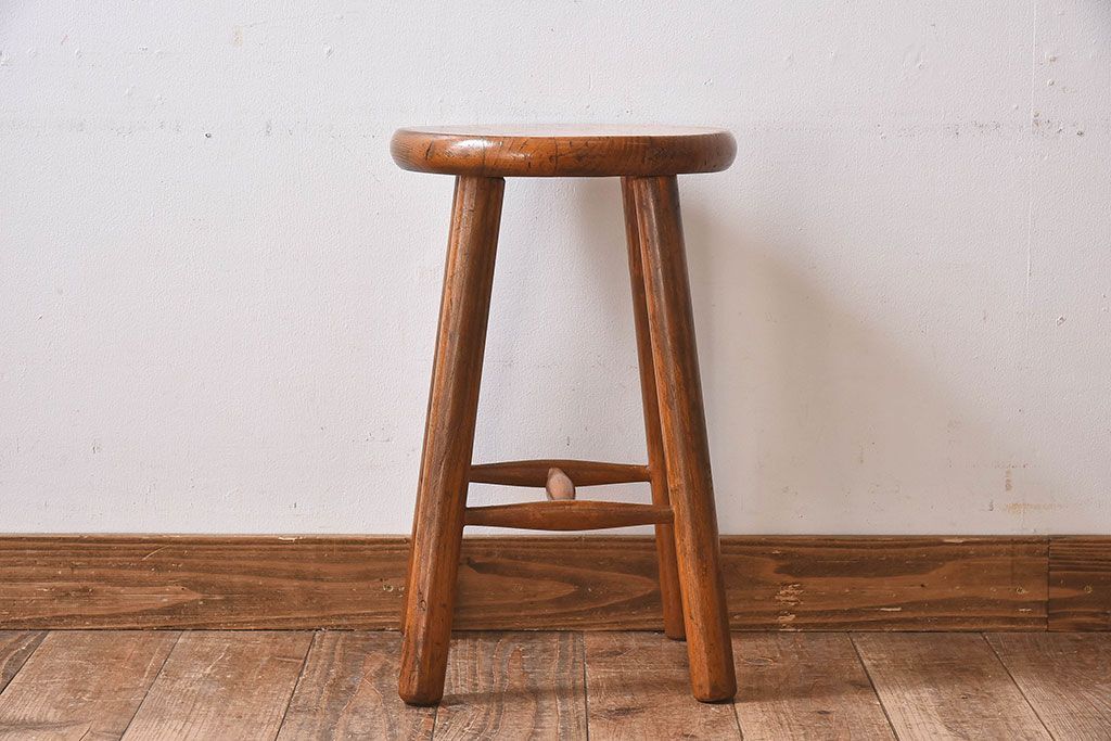 レトロ家具　昭和レトロ　パイン材　古い木の質感が味のある丸型スツール(椅子、チェア)