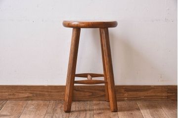 レトロ家具　昭和レトロ　パイン材　古い木の質感が味のある丸型スツール(椅子、チェア)